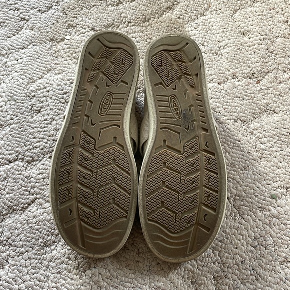 Keen 8.5 Slip On Sneakers - Picture 4 of 4